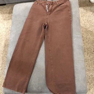 Brown lightweight jeans. Nice condition. Straight legs, wide opening.